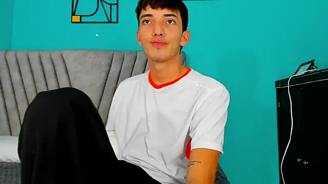 Chat XXX en directo de Maikol_Ortiz