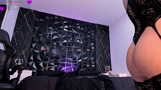 Chatroom XXX en direct de AnaiaClarck