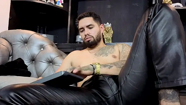 matteosantos' Webcam Show