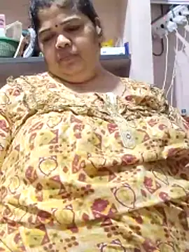 tamilthanushri: онлайн-секс-чат