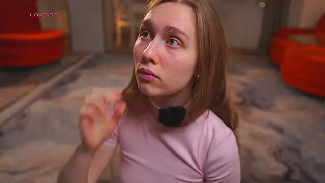 SharaNewbernのウェブカメラショー