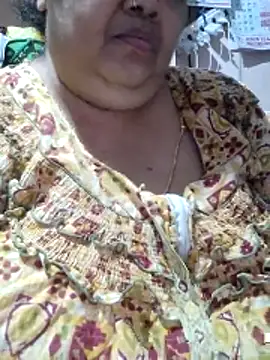 tamilthanushri's Live XXX Chat