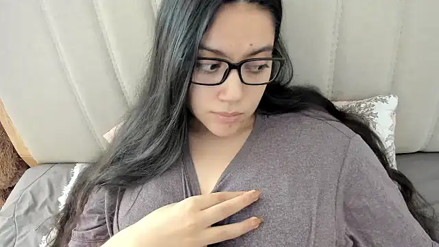 roniewester 现场XXX聊天