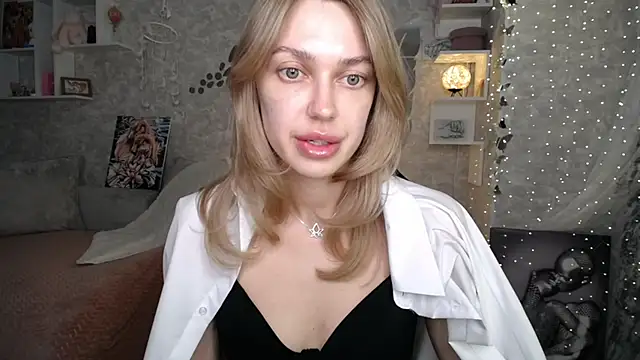 NickyAdamidi Chat XXX in diretta