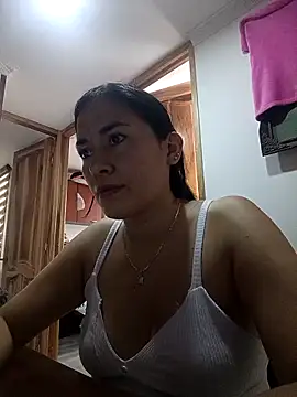 Erin_oficial's Live XXX Chat