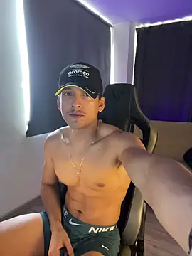 Liam_V live XXX chat