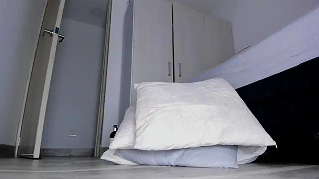 Онлайн чат XXX Skarleth69