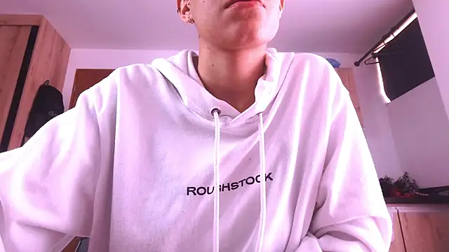 Cutie_Shy_のライブXXXチャット