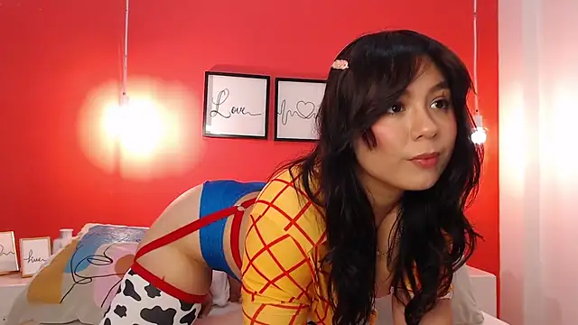 MaddyOwens_5 Live XXX-Chat