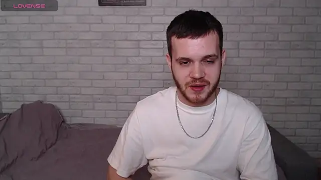 Alexxx_horny's Webcam Show