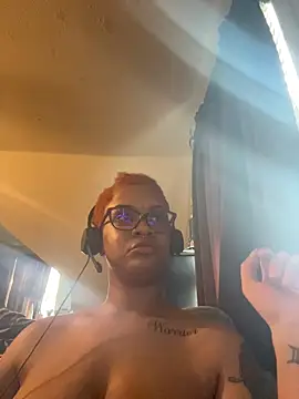 nickytheehawtie's Live XXX Chat