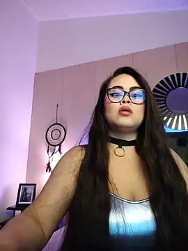 LolaVillalobos Adlı Modelin Canlı XXX Sohbeti