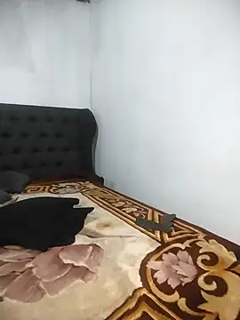 queenbusty Webcamshow