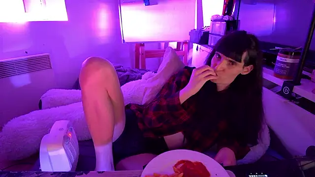 CeriseLapine Show Webcam