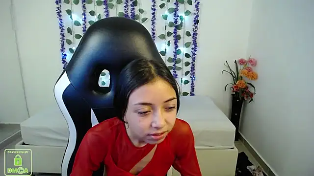 NathaliaSweet_11's Live XXX Chat