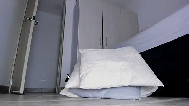 Skarleth69 – Naživo XXX chat