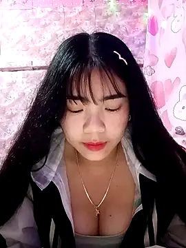 Girlsexxy-excitef Chat XXX in diretta