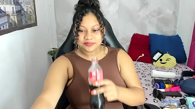 Lunastar02 Chat XXX in diretta