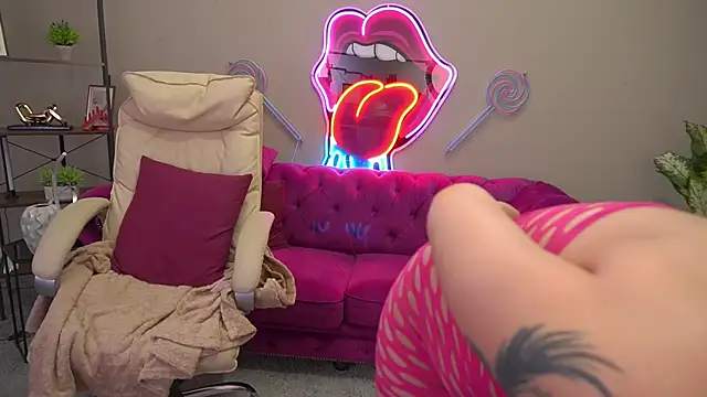 BellaLaPetit Chat XXX in diretta