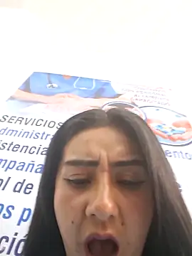 CAROLINE__07 élő XXX-chatje