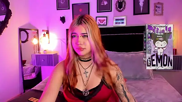 pinkk_deemon Chat XXX in diretta