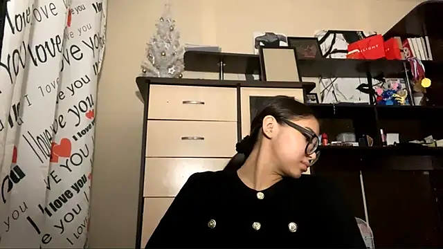 CatherineForbes Chat XXX in diretta