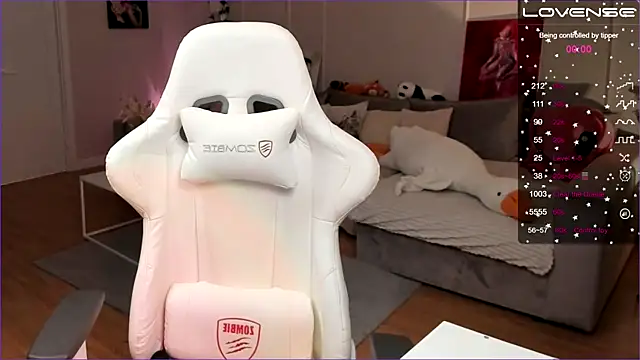 Frau_Lina Show in webcam