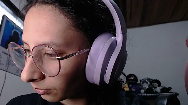 minene_mikami Adlı Modelin Canlı XXX Sohbeti