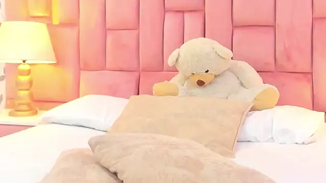 ArianaFranco 现场XXX聊天