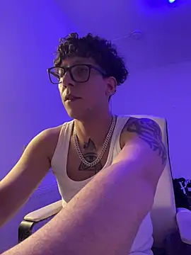 TitanNoir Live XXX Chat