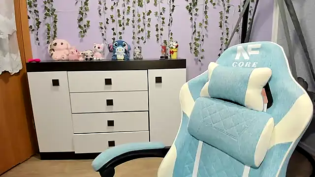 Yoonhee_ki Chat XXX in diretta