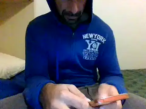 coppai200: διαδικτυακό σόου στην κάμερα