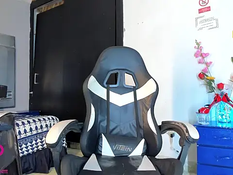 Ciara_HotTs' Live XXX Chat