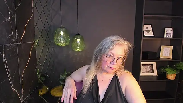 NataliMellow's Live XXX Chat