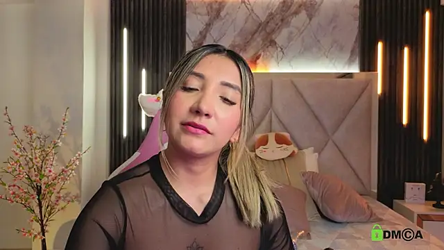 Happy_tits লাইভ XXX চ্যাট