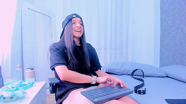 ViictoriiaSaenz – Naživo XXX chat