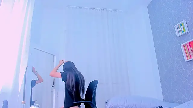 ViictoriiaSaenz: онлайн-секс-чат