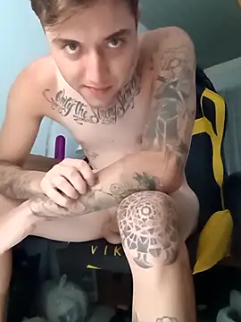 DanielMagains 在線直播表演