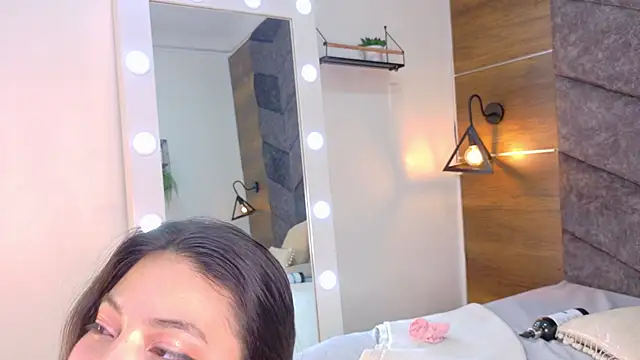 AnnieRouse__'s Live XXX Chat