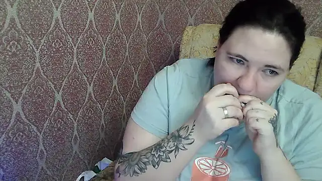 ElviraOreillly's Live XXX Chat