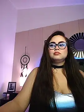 LolaVillalobos' Live XXX Chat