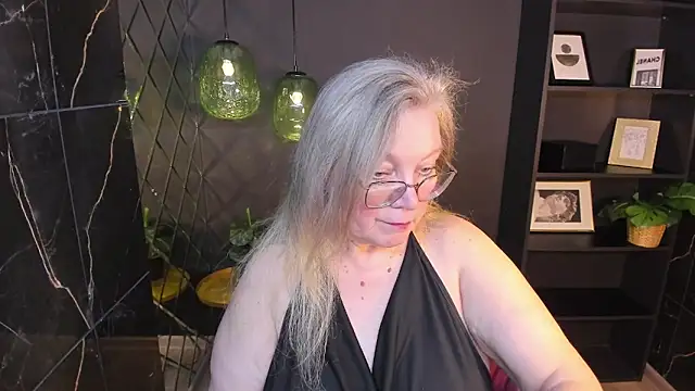 NataliMellow élő XXX-chatje