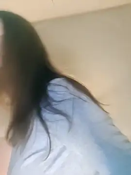 Chat +18 de Evelina_cute ao vivo