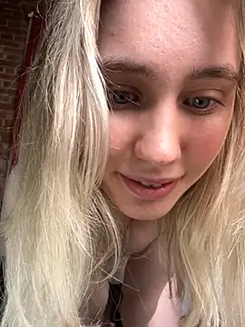 Show de LovelyMiu na webcam