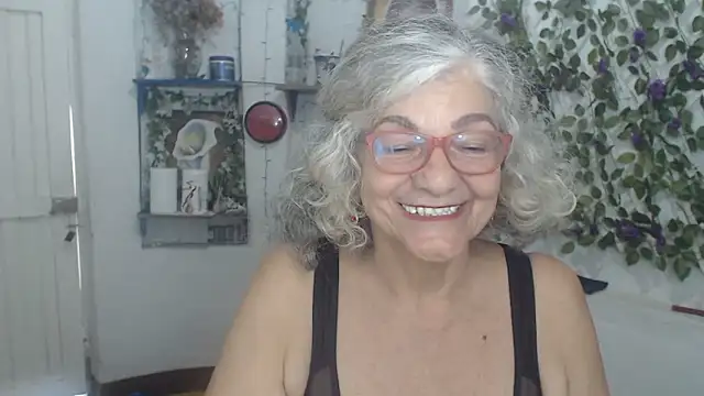Show Webcam de FunnyGrandma