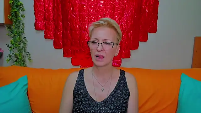 دردشة iamyourdream89 الجنسية المباشرة