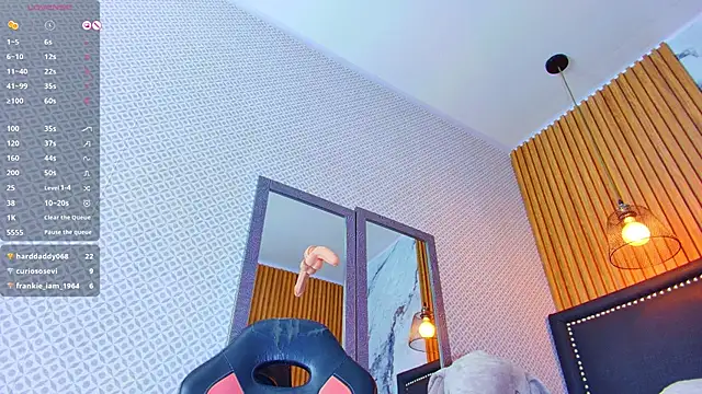 lizza_oss' Live XXX Chat