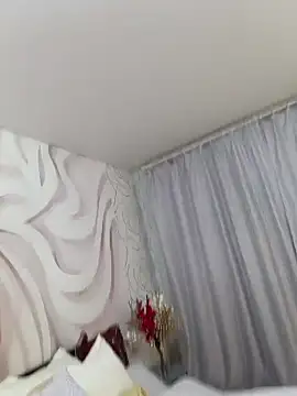 AvrilMillersのライブXXXチャット