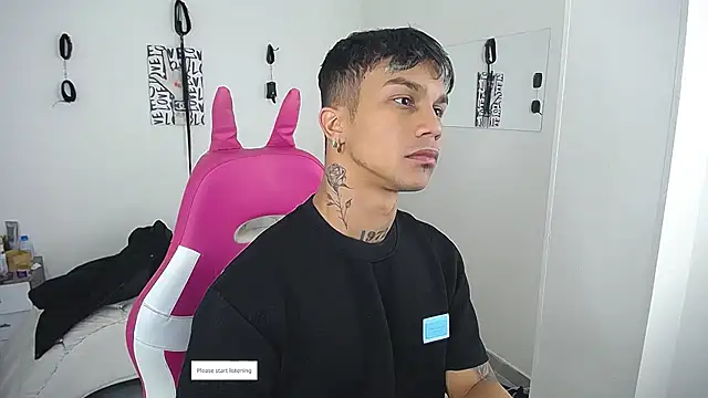 Leonard_Price Chat XXX live