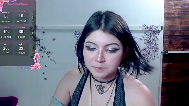 Ginebra_Sensual 即時 XXX 聊天